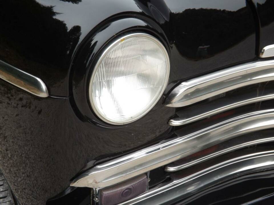 Image 34/50 de Plymouth Special Deluxe (1949)