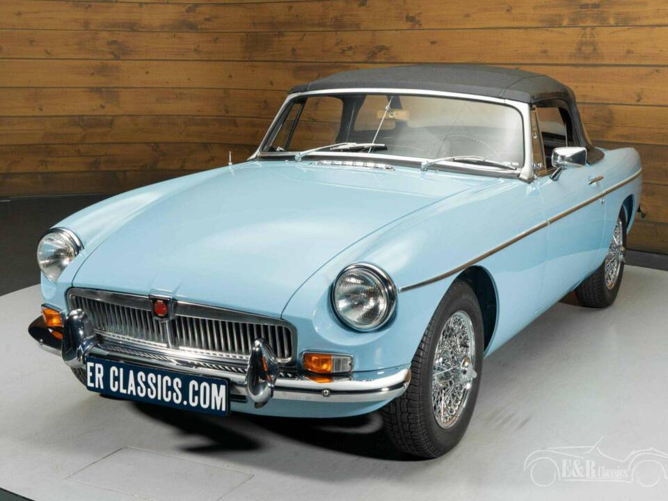 Bild 13/19 von MG MGB (1965)