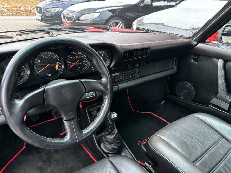 Image 12/20 de Porsche 911 Carrera 3.2 (1985)