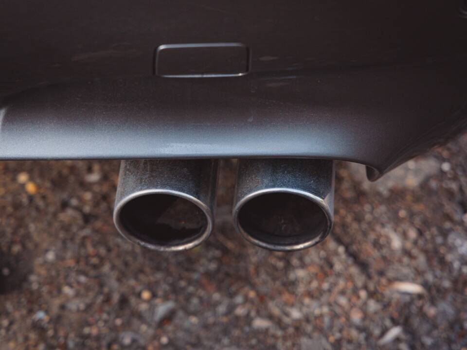 Immagine 33/35 di BMW M5 Touring (2007)