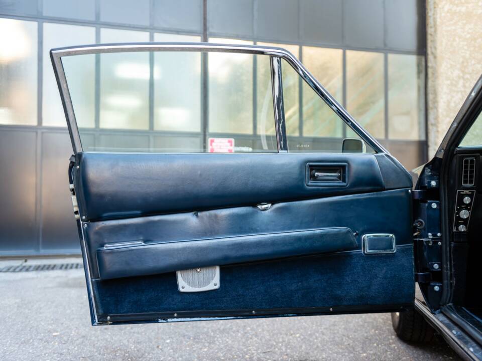 Image 32/50 de Aston Martin DBS Vantage (1969)