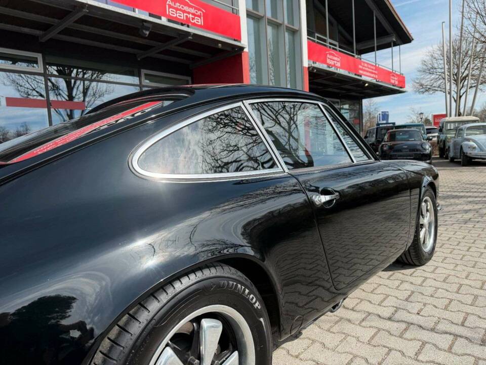 Afbeelding 8/26 van Porsche 911 2.2 T (1969)