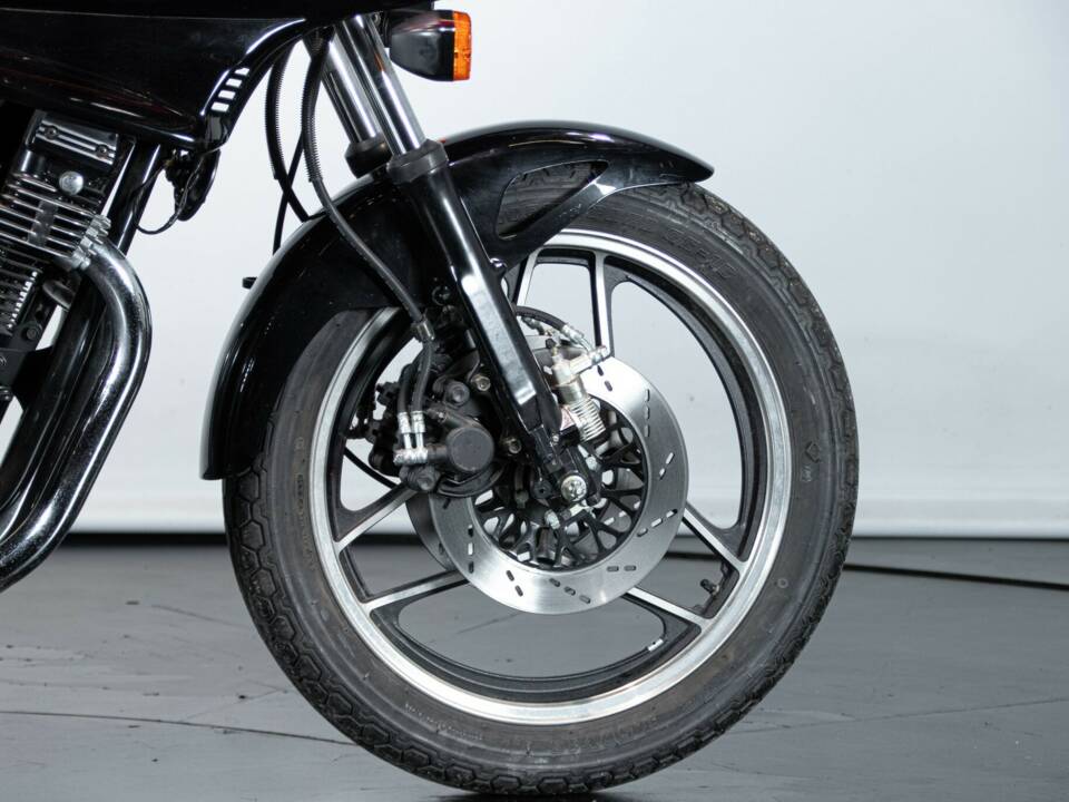 Image 26/50 de Suzuki GSX 1100 ES (1988)