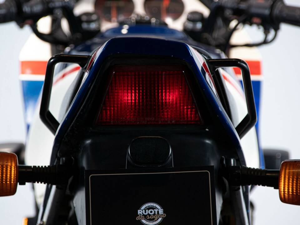 Image 32/50 de Honda VF 750 (1983)