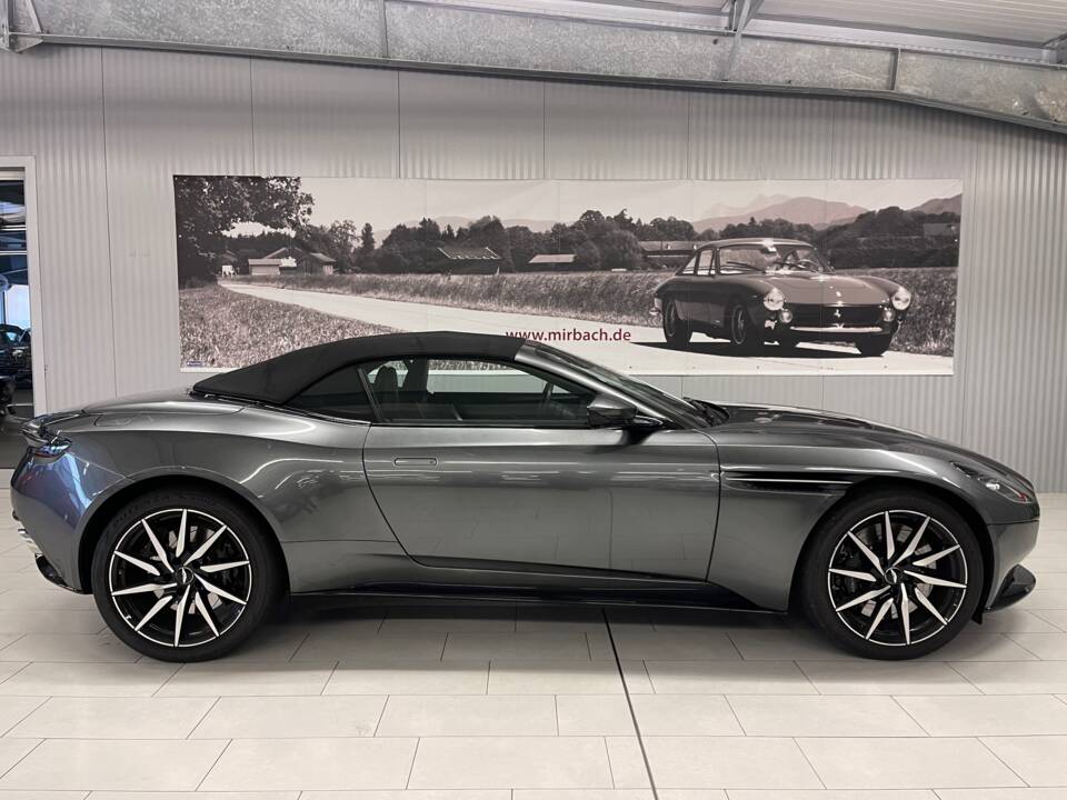 Afbeelding 3/18 van Aston Martin DB 11 Volante (2020)