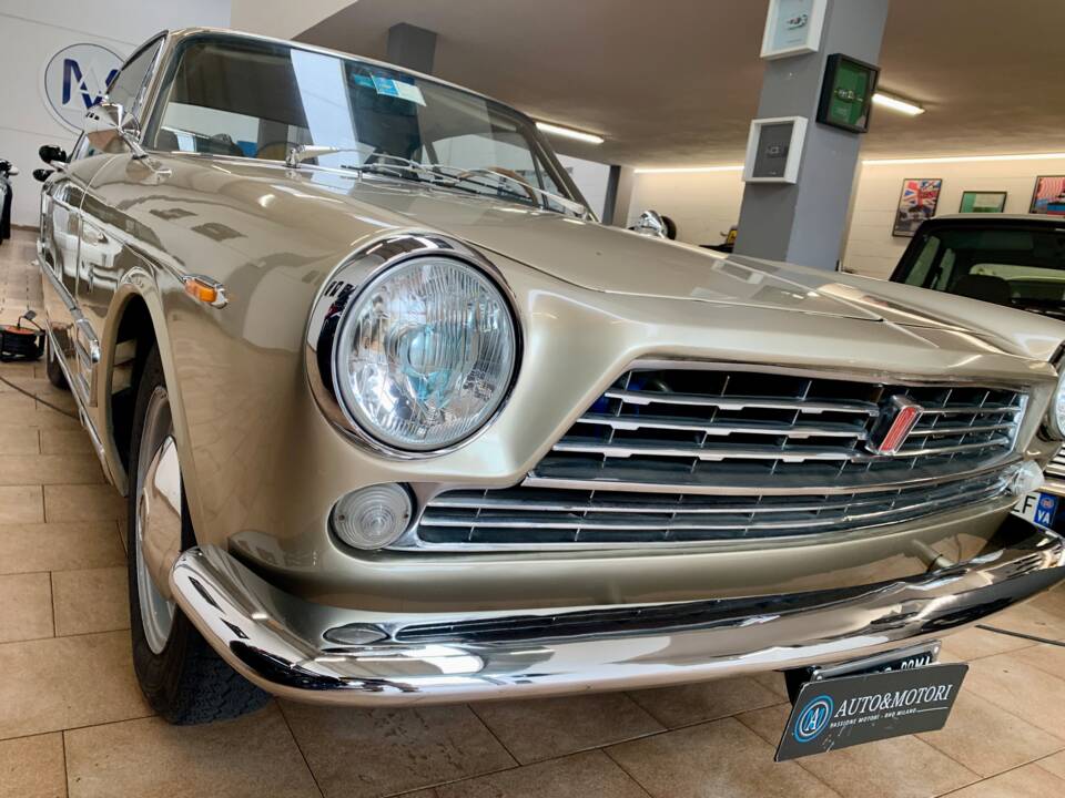 Immagine 1/23 di FIAT 2300 Coupe (1962)