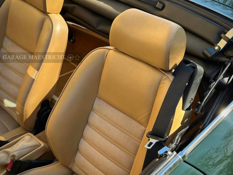 Image 38/100 de Alfa Romeo 2.0 Spider (1993)