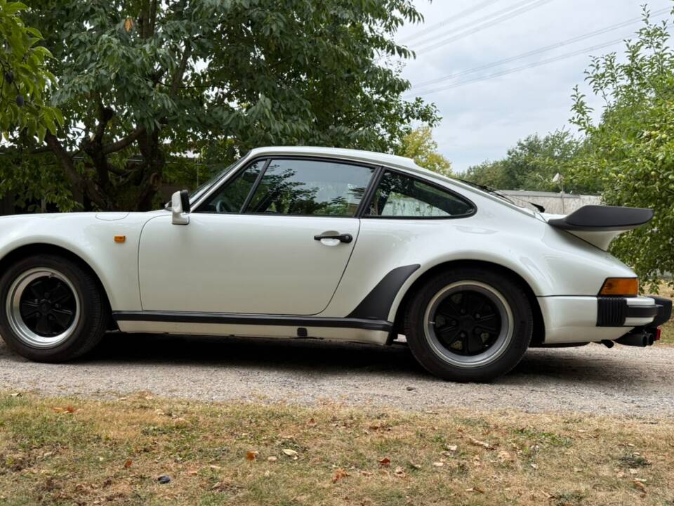 Bild 8/16 von Porsche 911 Turbo 3.3 (1983)