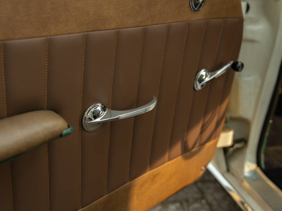 Bild 78/100 von Chevrolet Biscayne (1961)