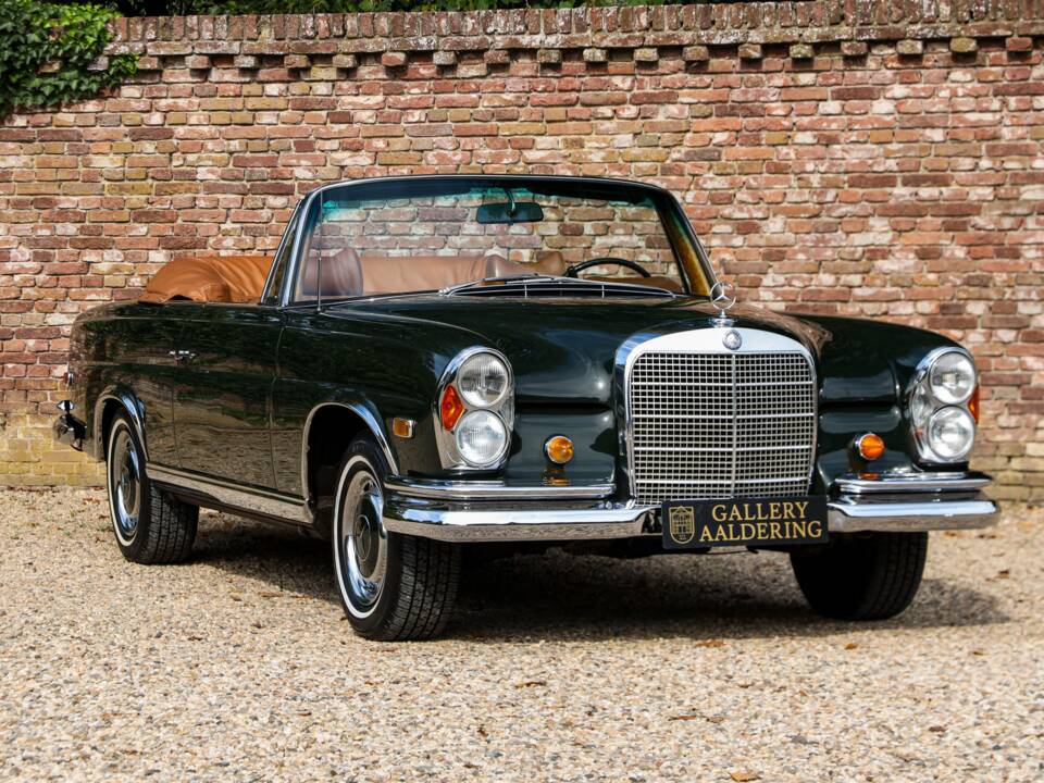 Afbeelding 30/50 van Mercedes-Benz 280 SE (1969)