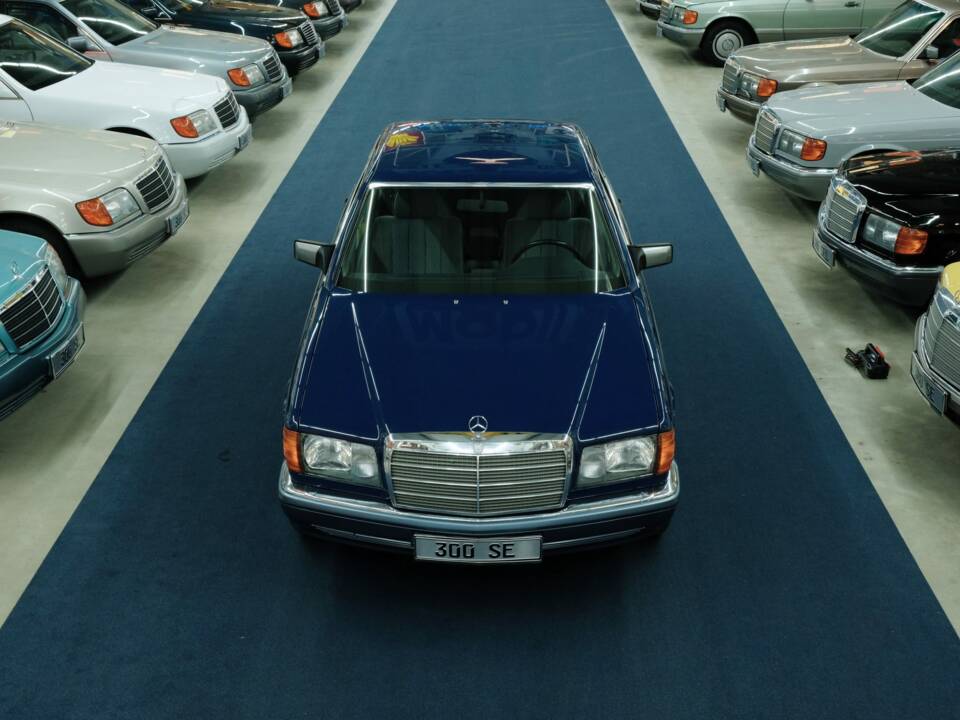 Bild 5/50 von Mercedes-Benz 300 SE (1990)