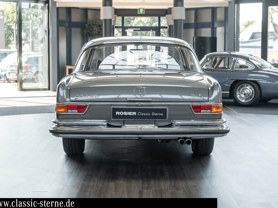 Image 4/15 de Mercedes-Benz 280 SE 3,5 (1970)