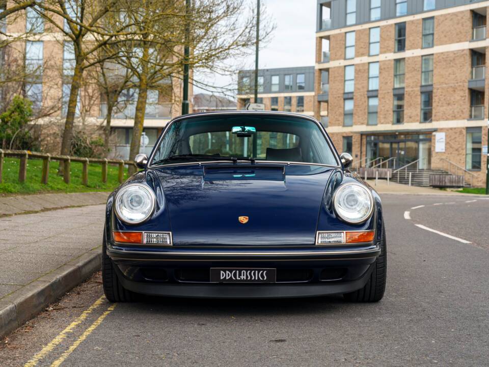 Image 5/34 of Porsche 911 Singer (2023)