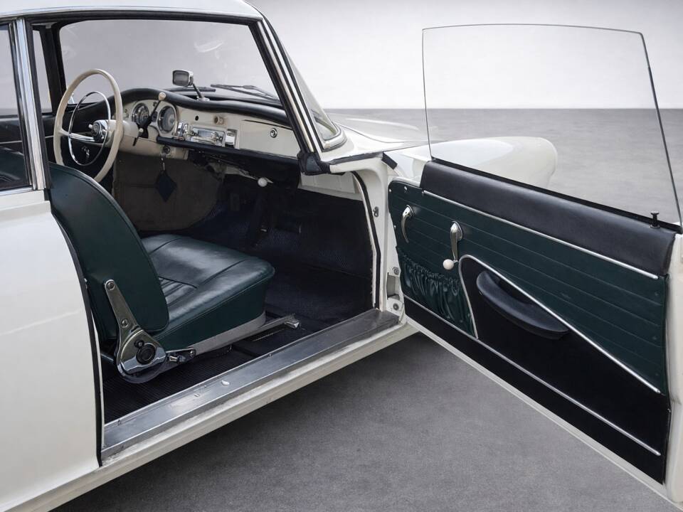 Imagen 16/29 de DKW Auto Union 1000 Spezial (1964)