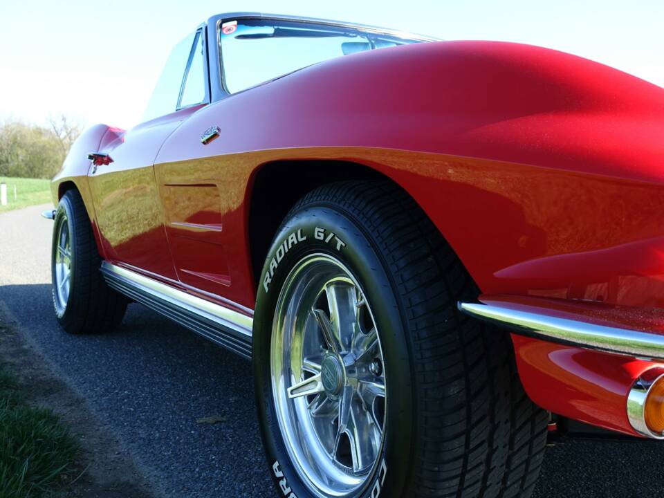Image 35/43 of Chevrolet Corvette Sting Ray Convertible (1964)