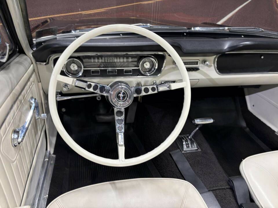 Image 43/50 of Ford Mustang 289 (1965)