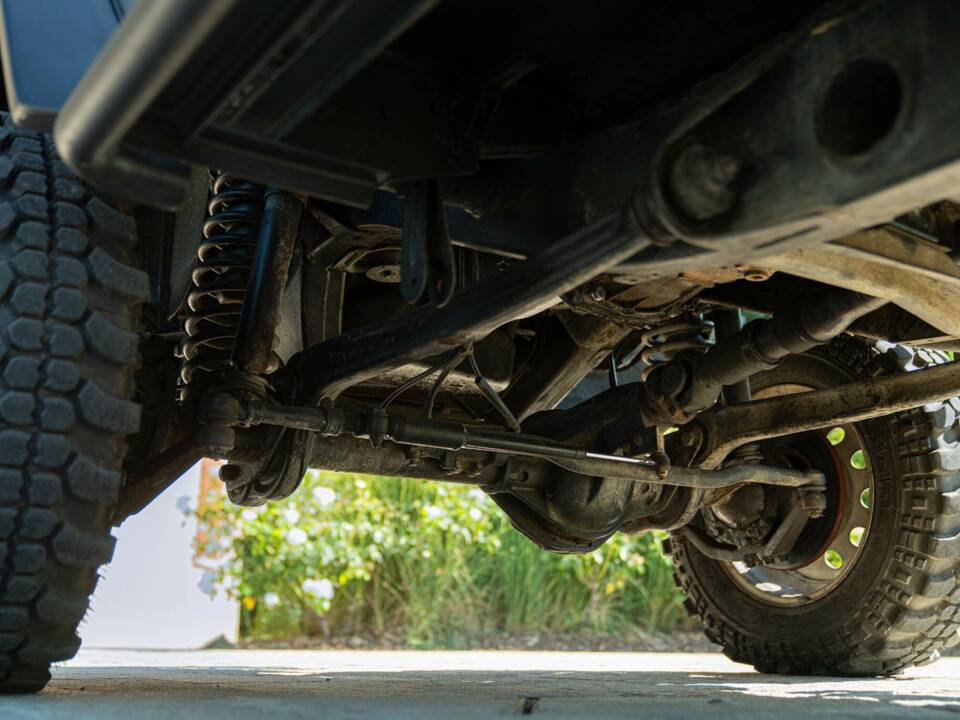 Image 17/50 de Mercedes-Benz 280 GE (SWB) (1981)