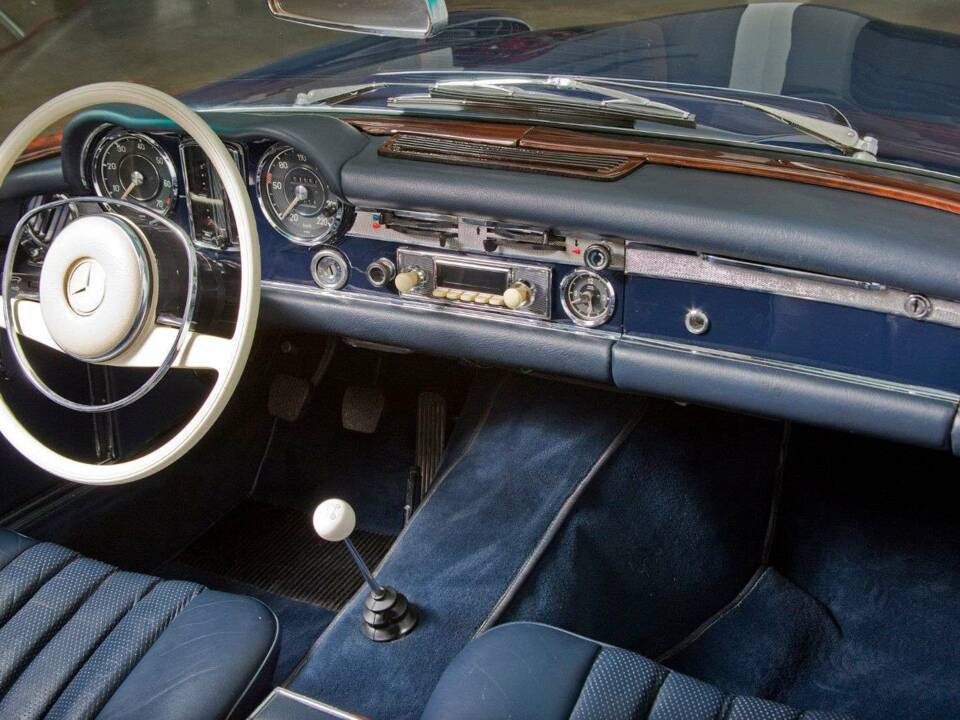 Afbeelding 14/20 van Mercedes-Benz 280 SL (1971)