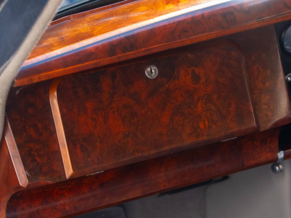 Bild 39/50 von Jaguar Mk II 2.4 (1964)