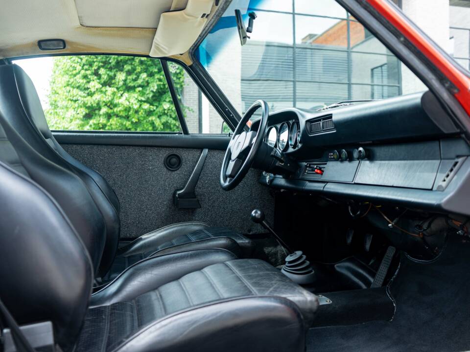 Imagen 27/41 de Porsche 911 SC 3.0 (1982)