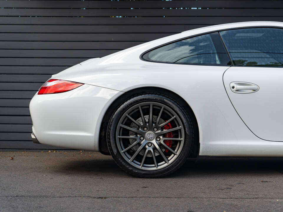 Imagen 7/41 de Porsche 911 Carrera S (2009)