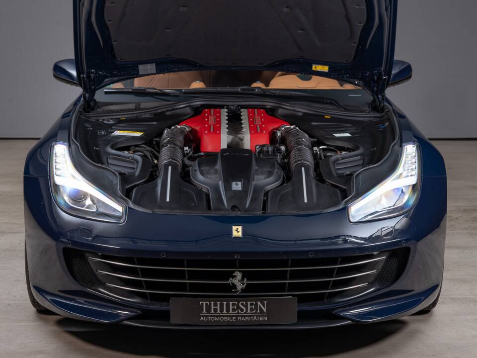 Bild 31/38 von Ferrari GTC4Lusso (2017)