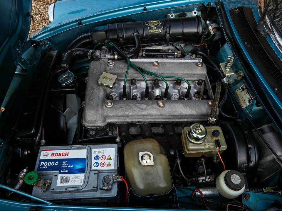 Image 36/50 of Alfa Romeo 2000 Spider Veloce (1981)