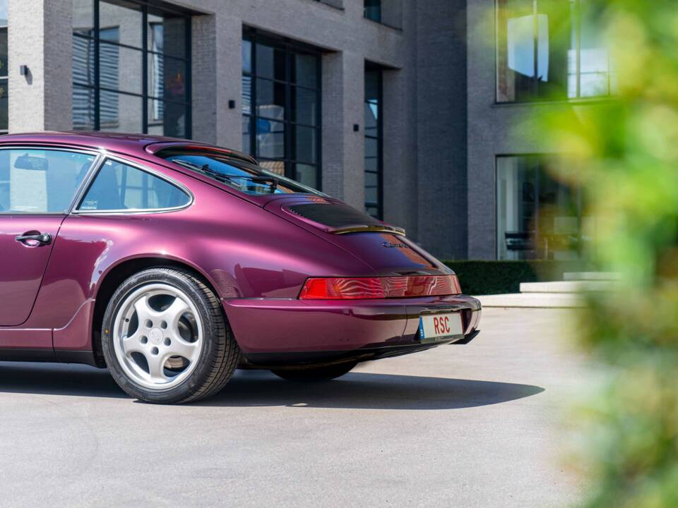 Image 12/46 of Porsche 911 Carrera 4 (1992)