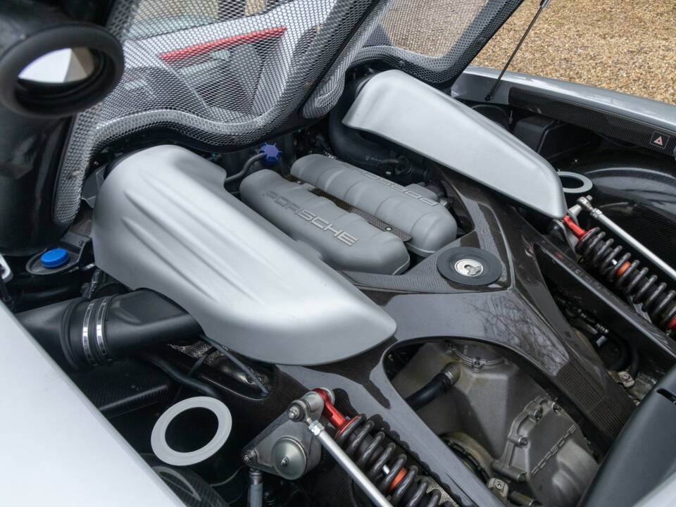 Image 4/50 de Porsche Carrera GT (2005)