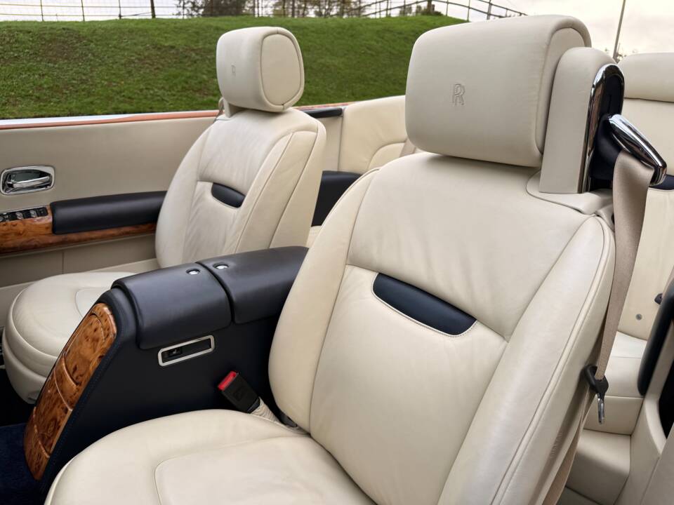 Afbeelding 16/40 van Rolls-Royce Phantom DHC (2008)