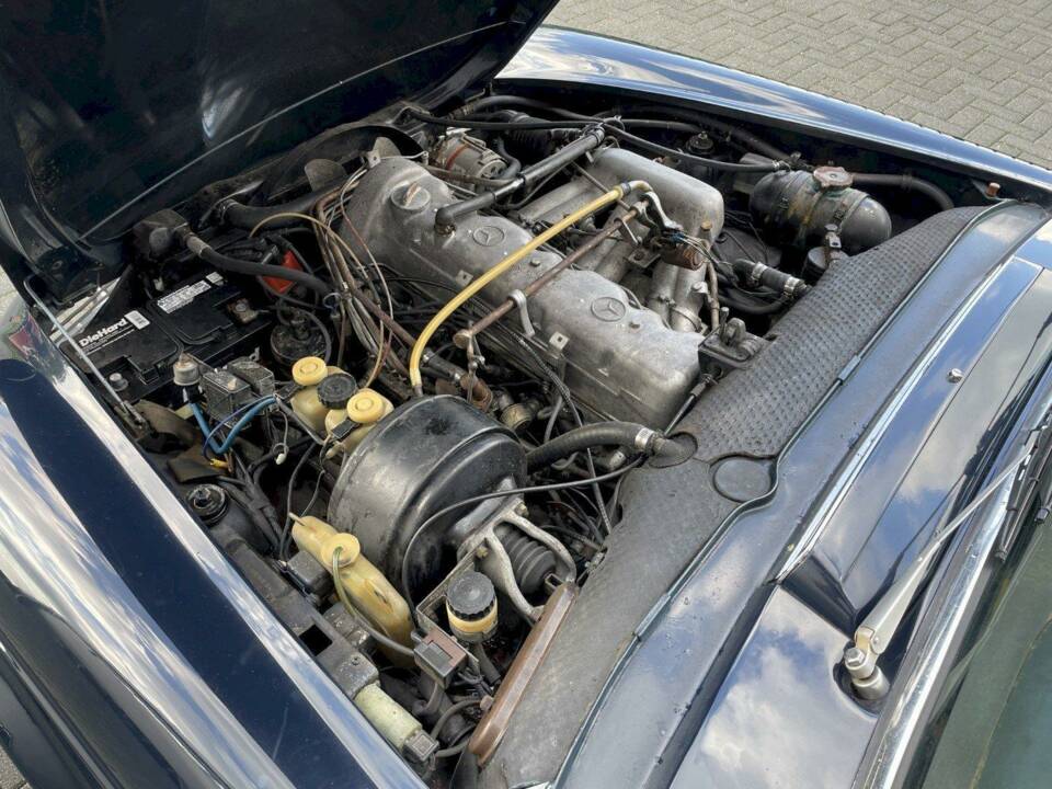 Afbeelding 27/35 van Mercedes-Benz 280 SL (1970)