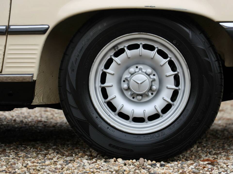 Imagen 33/50 de Mercedes-Benz 280 SL (1976)