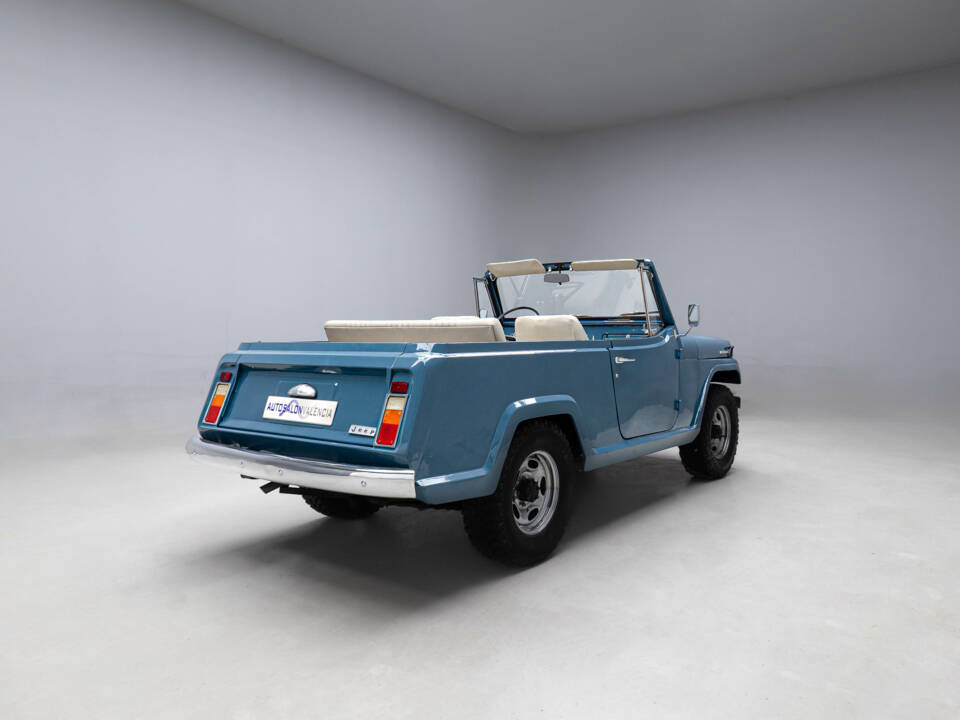 Bild 30/37 von Jeep Commando (1972)