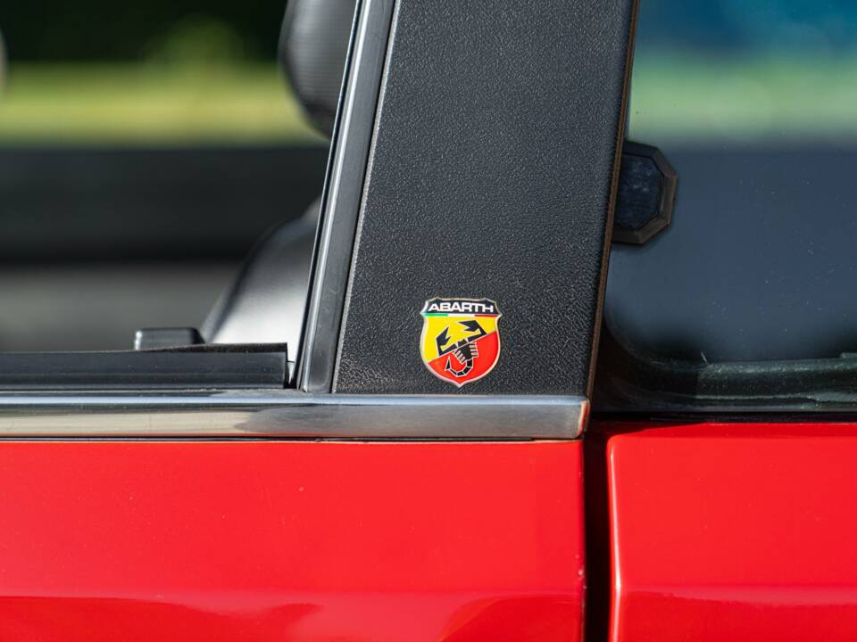 Image 15/50 of FIAT Ritmo 105 TC (1990)