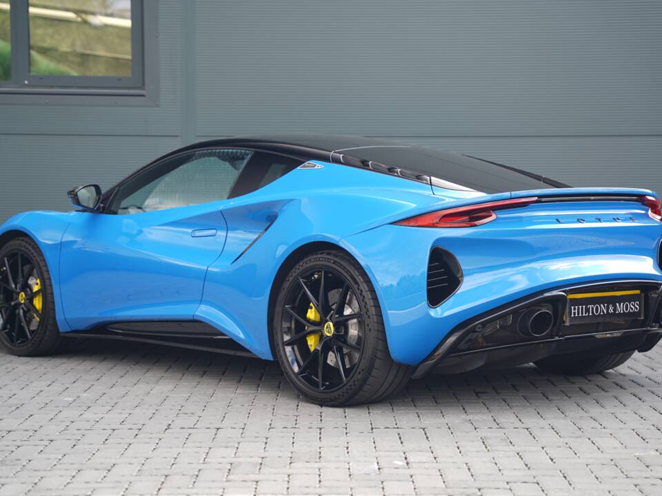 Image 2/50 of Lotus Emira "First Edition" (2022)