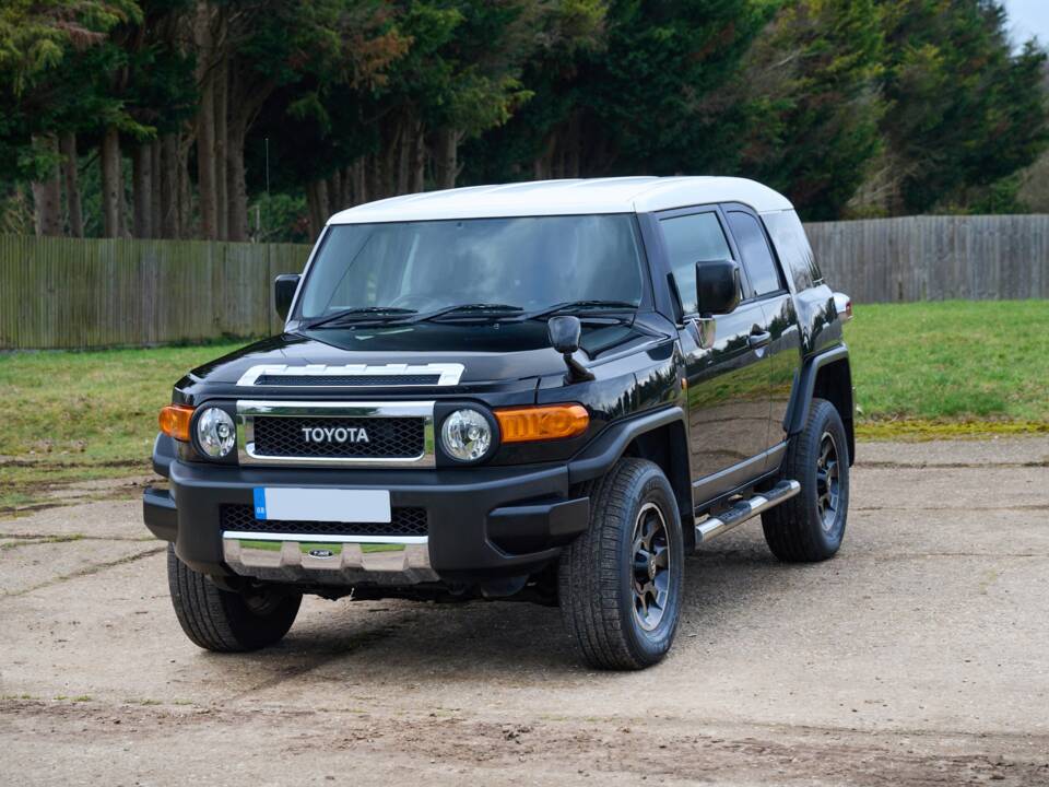 Immagine 24/49 di Toyota FJ Cruiser (2013)