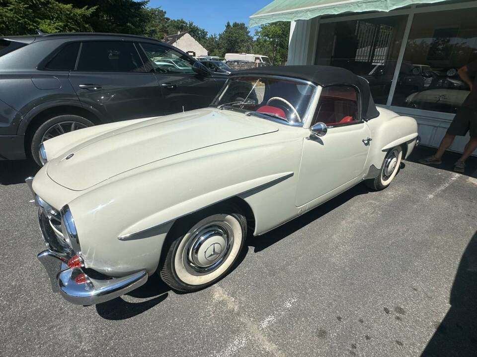 Image 2/4 of Mercedes-Benz 190 SL (1960)