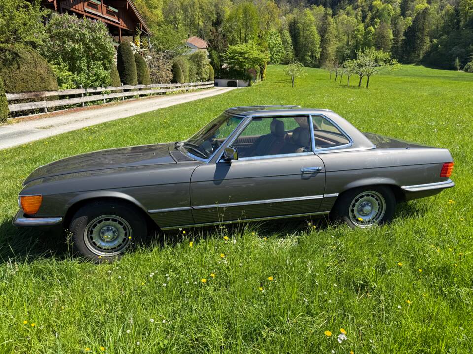Image 5/11 de Mercedes-Benz 380 SL (1982)