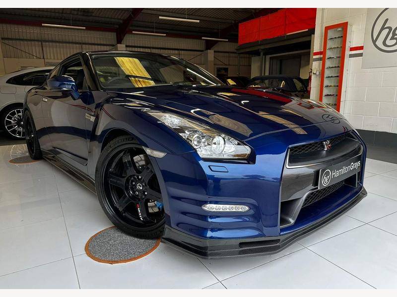 Image 44/50 of Nissan GT-R (2011)