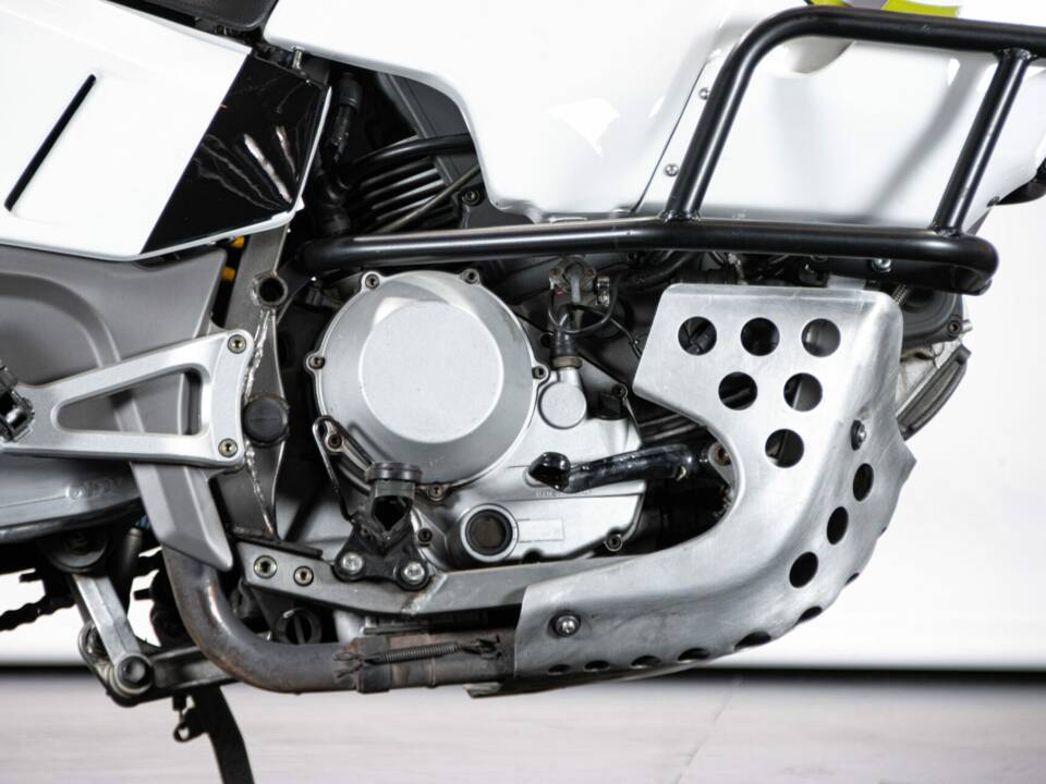 Image 34/50 of Cagiva E900 Elefant (1997)