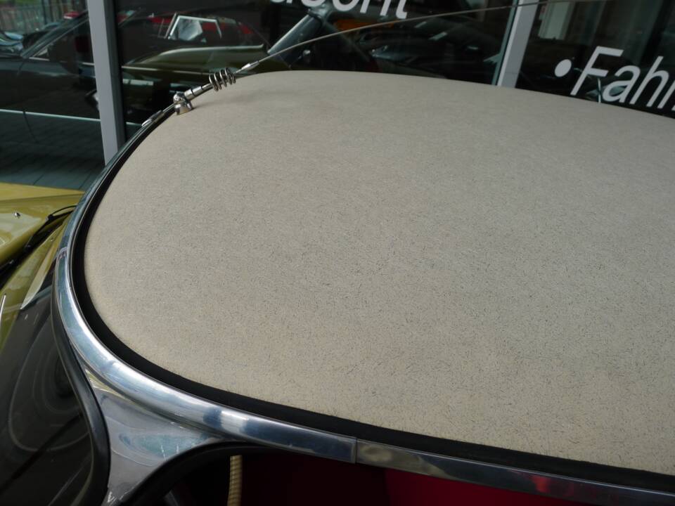 Bild 17/23 von Citroën DS 19 (1964)