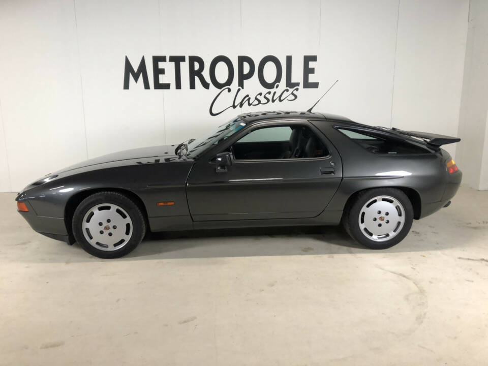 Immagine 2/23 di Porsche 928 S4 (1988)