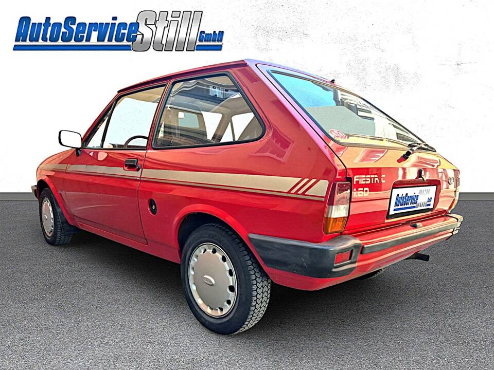 Bild 3/36 von Ford Fiesta 1.6 D (1987)