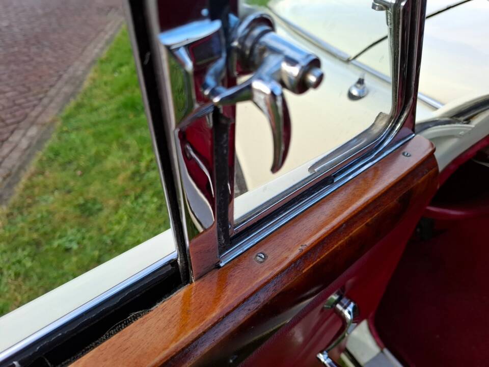 Image 25/68 de Jaguar Type S 3.4 (1964)