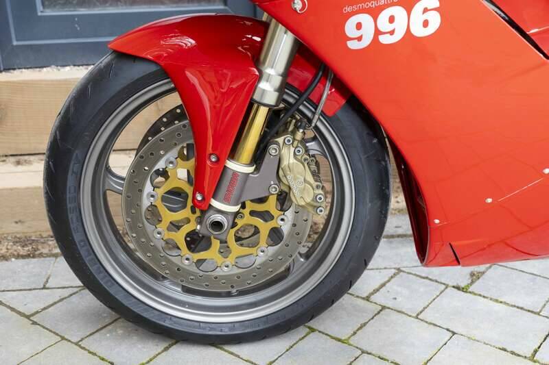 Bild 12/42 von Ducati 996 (2001)
