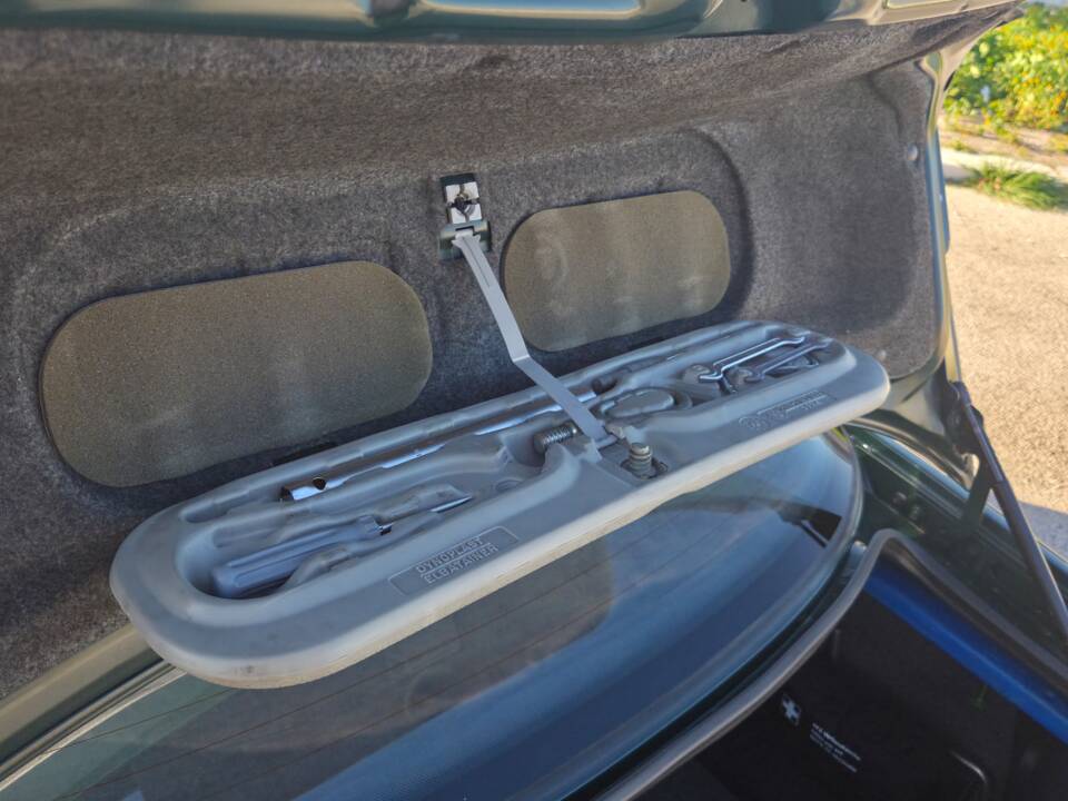 Image 33/54 of BMW M3 GT (1995)