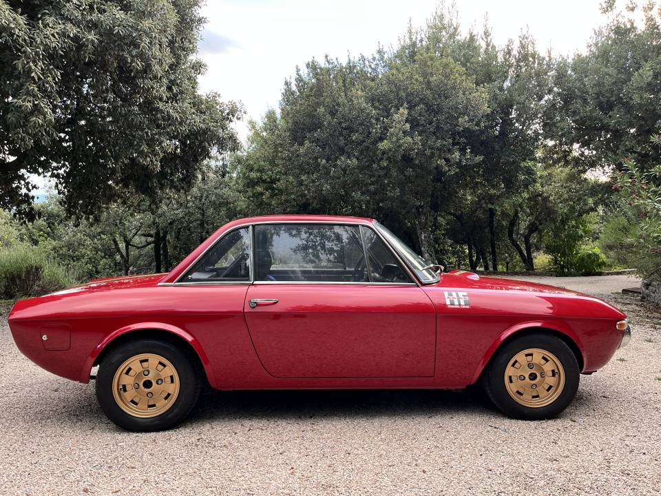 Image 64/80 of Lancia Fulvia Coupe Rallye HF (1968)