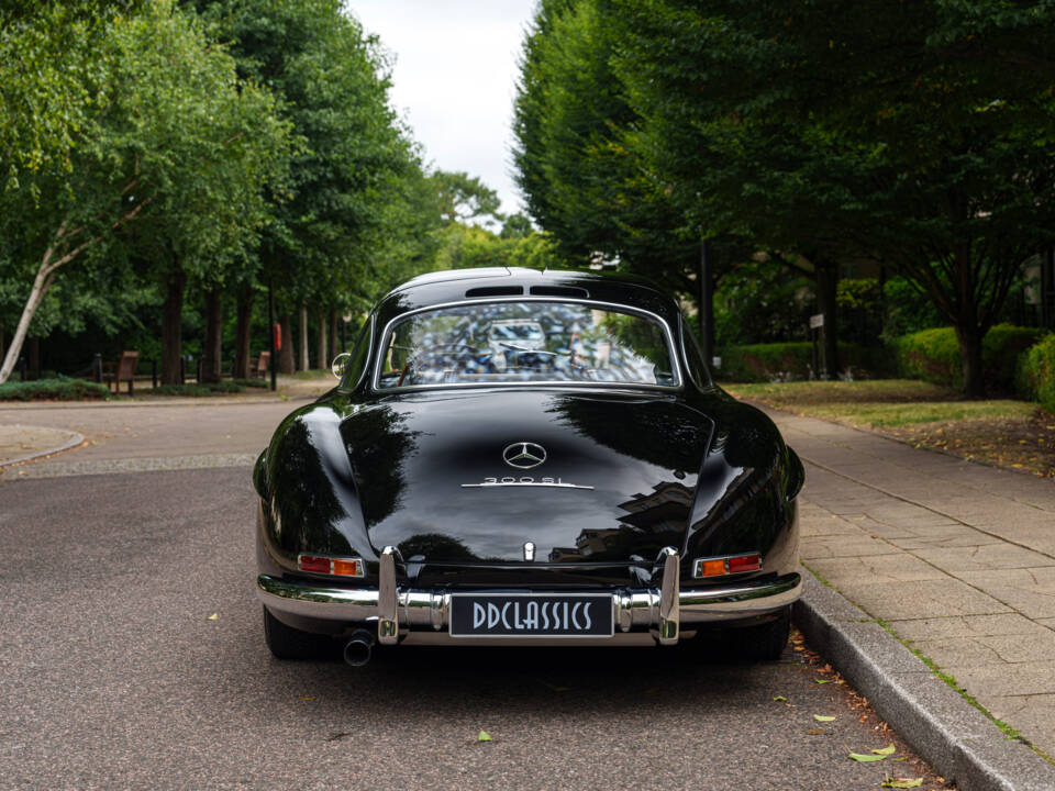 Image 8/32 of Mercedes-Benz 300 SL &quot;Gullwing&quot; (1955)