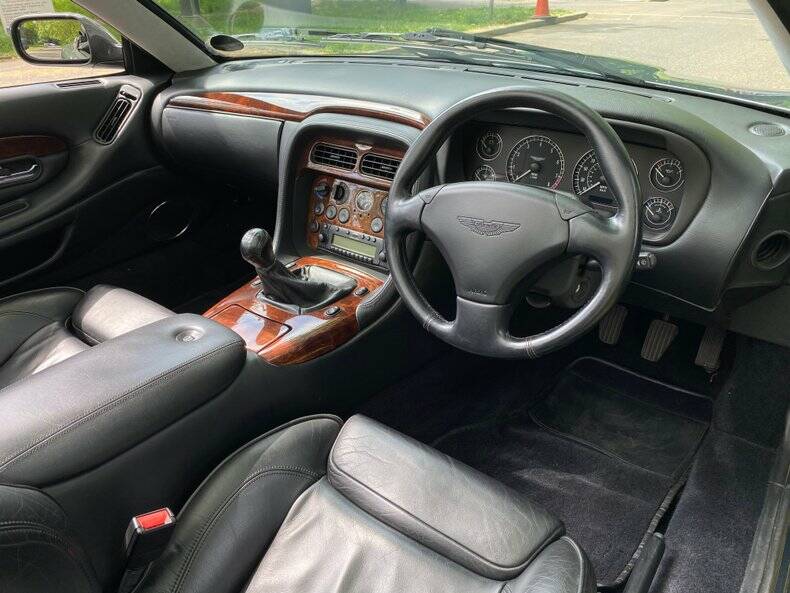 Bild 6/50 von Aston Martin DB 7 Vantage Volante (2002)