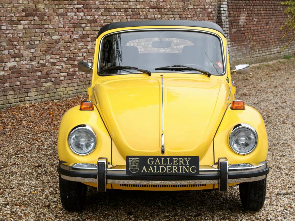 Image 10/50 de Volkswagen Beetle 1303 (1975)
